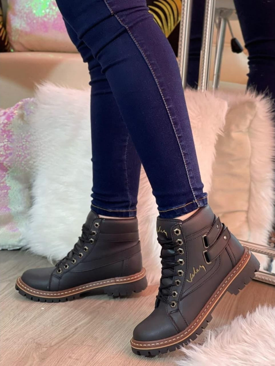 Bota Vélez Doble Correa