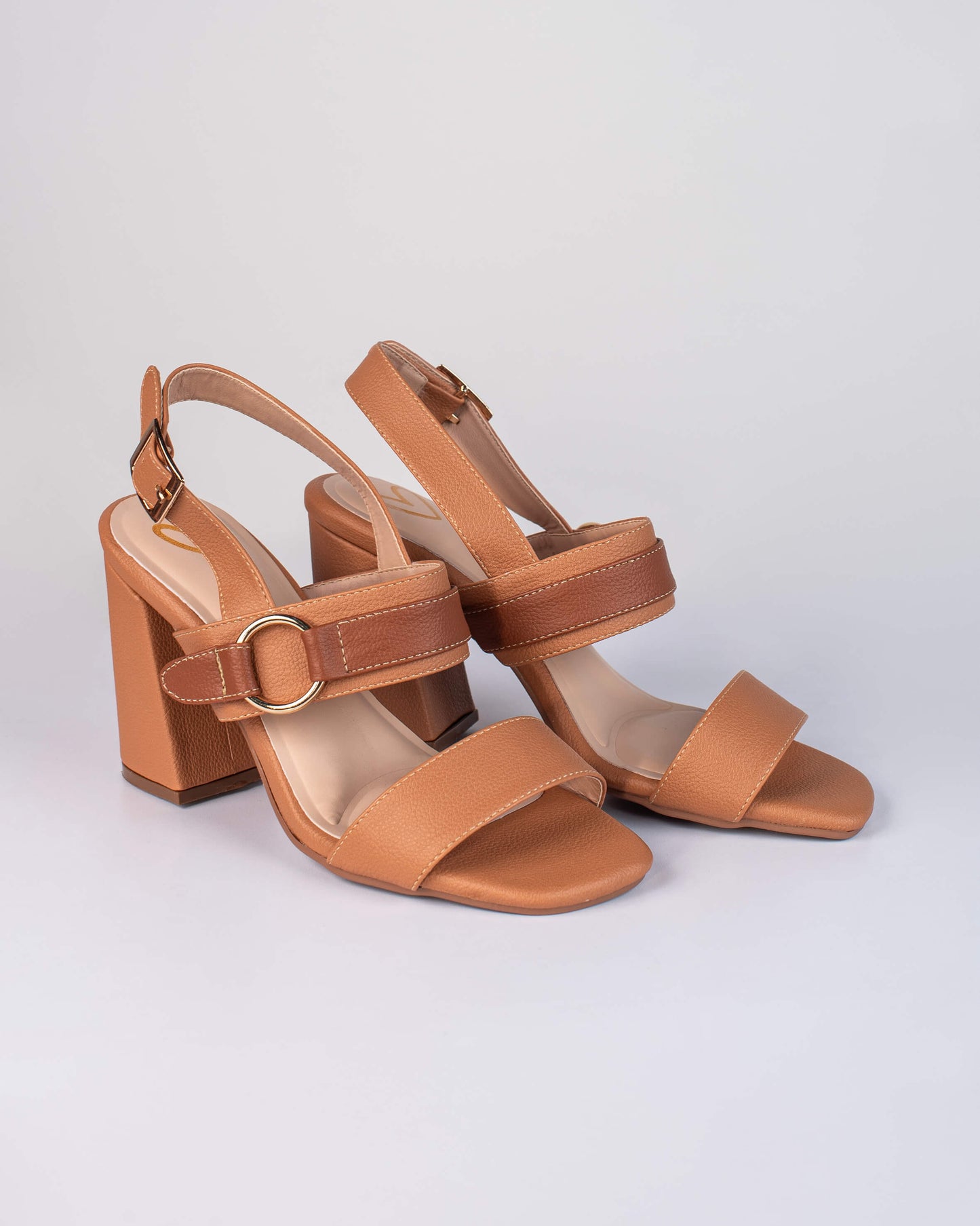 Sandalias de Tacón Grueso 7 cm: Eleva Tu Estilo Con Comodidad