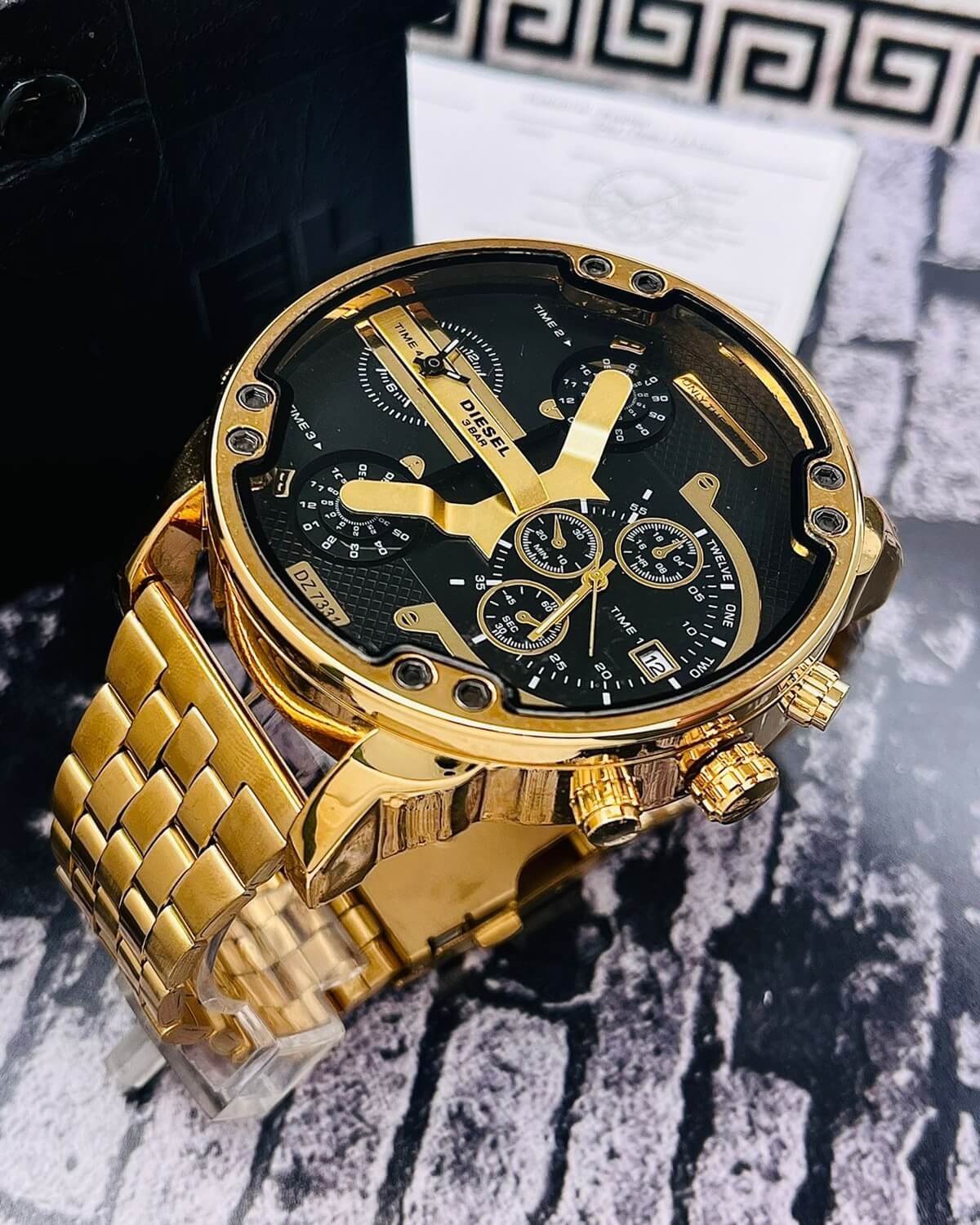 Reloj Diesel 4 Hours: Estilo y Precisión para Tu Día a Día