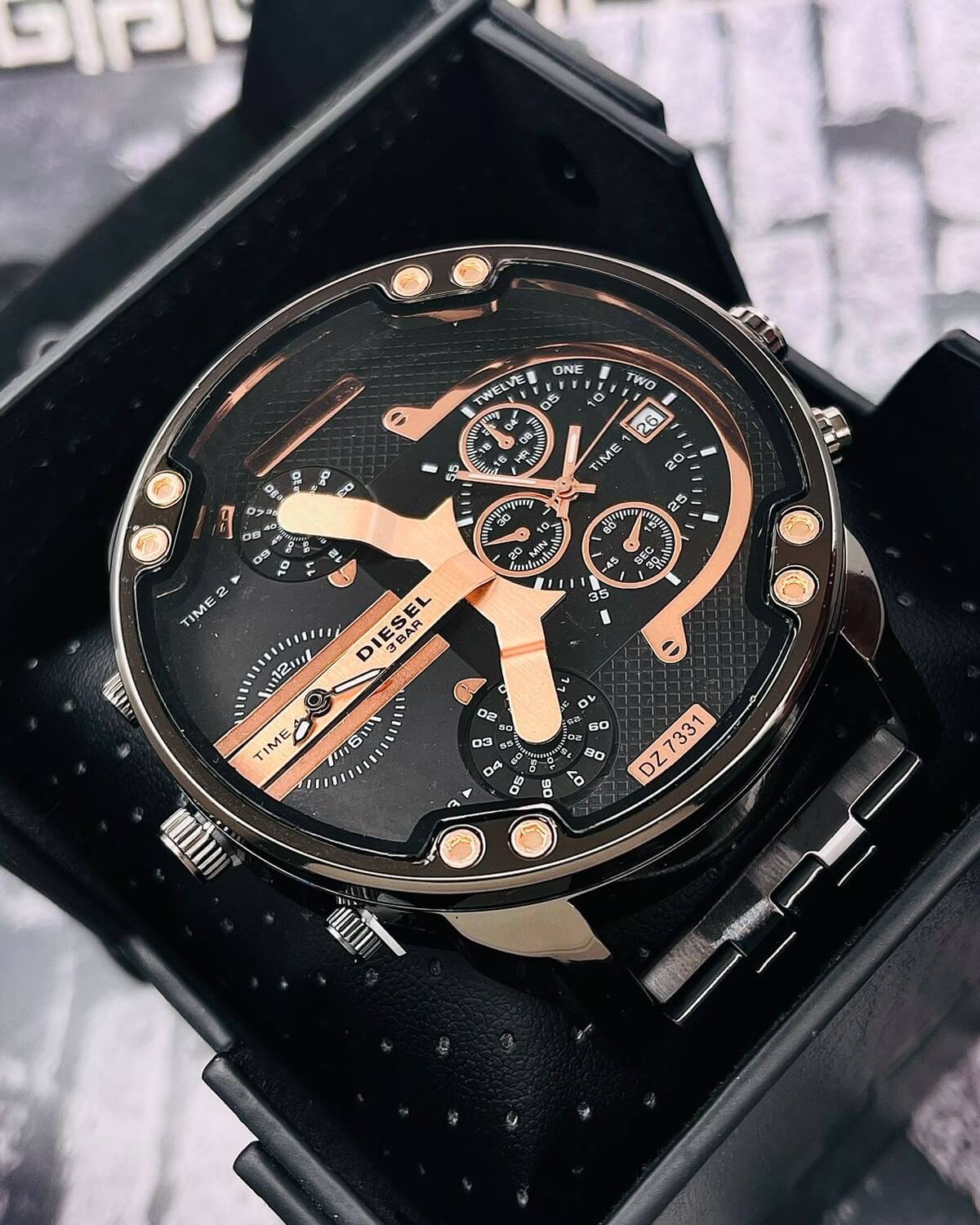 Reloj Diesel 4 Hours: Estilo y Precisión para Tu Día a Día