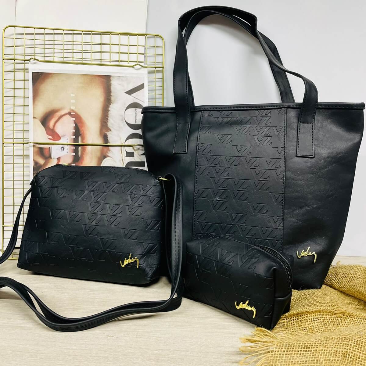 Colección Ibiza: Elegancia en Cuero para Ella