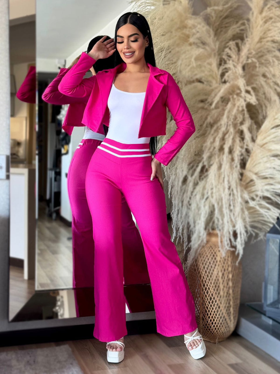 Conjunto Elegancia 3 Piezas: Blusa, Blazer y Pantalón Bota Ancha