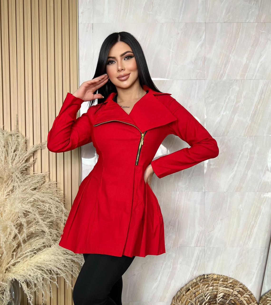 Gabán Blazer Femenino: Tu Elección Perfecta para Elegancia y Sofisticación