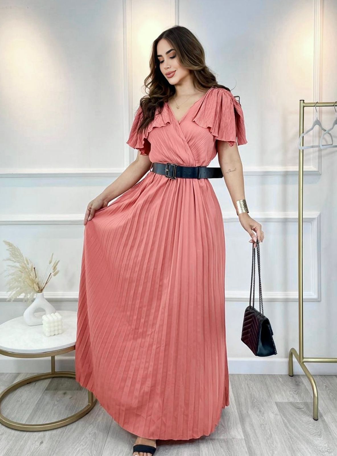 Vestido Victoria: Elegancia y Conforto que Encantan