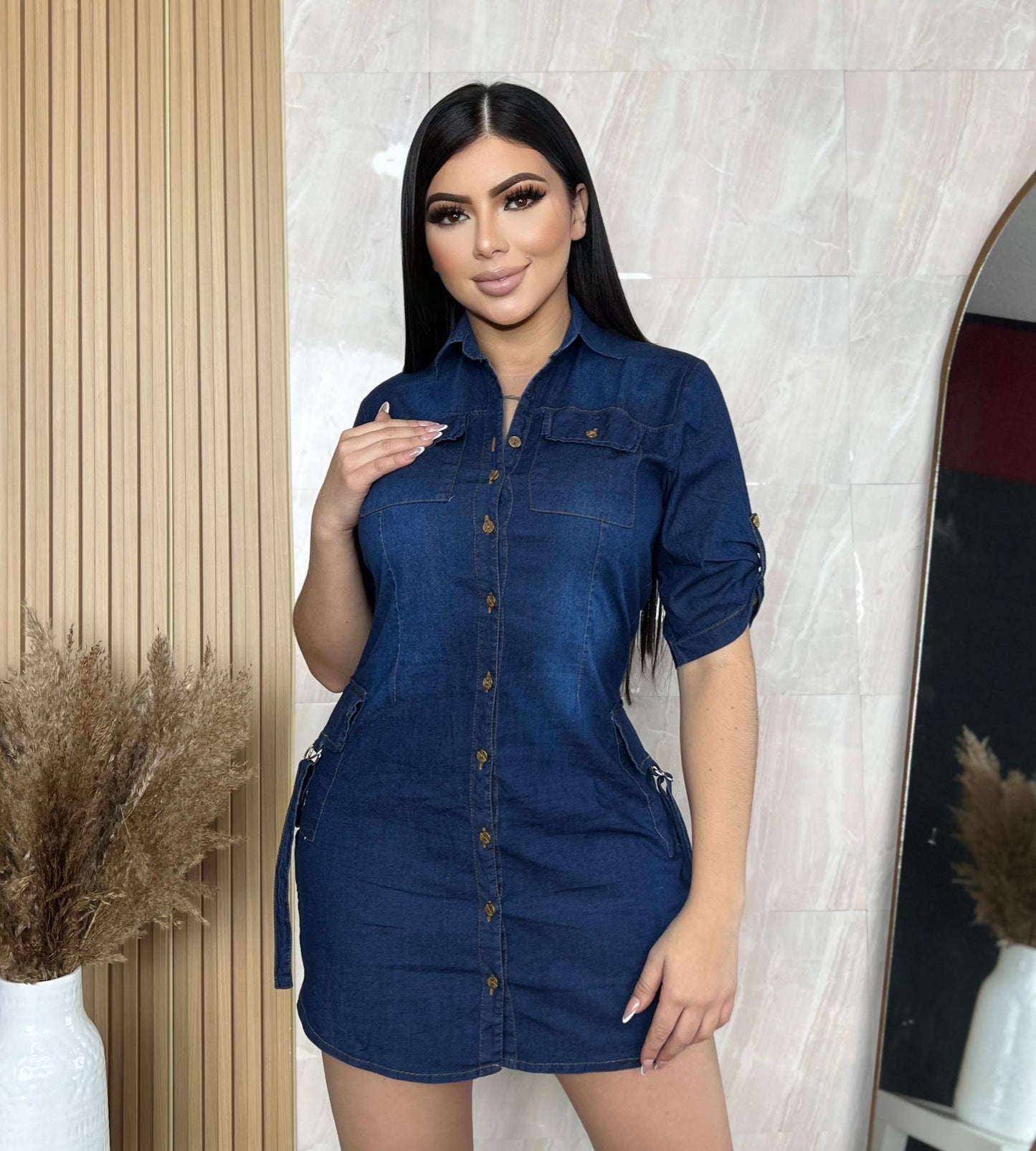 Vestido en Jean Cargo: La Pieza que Transforma tu Look