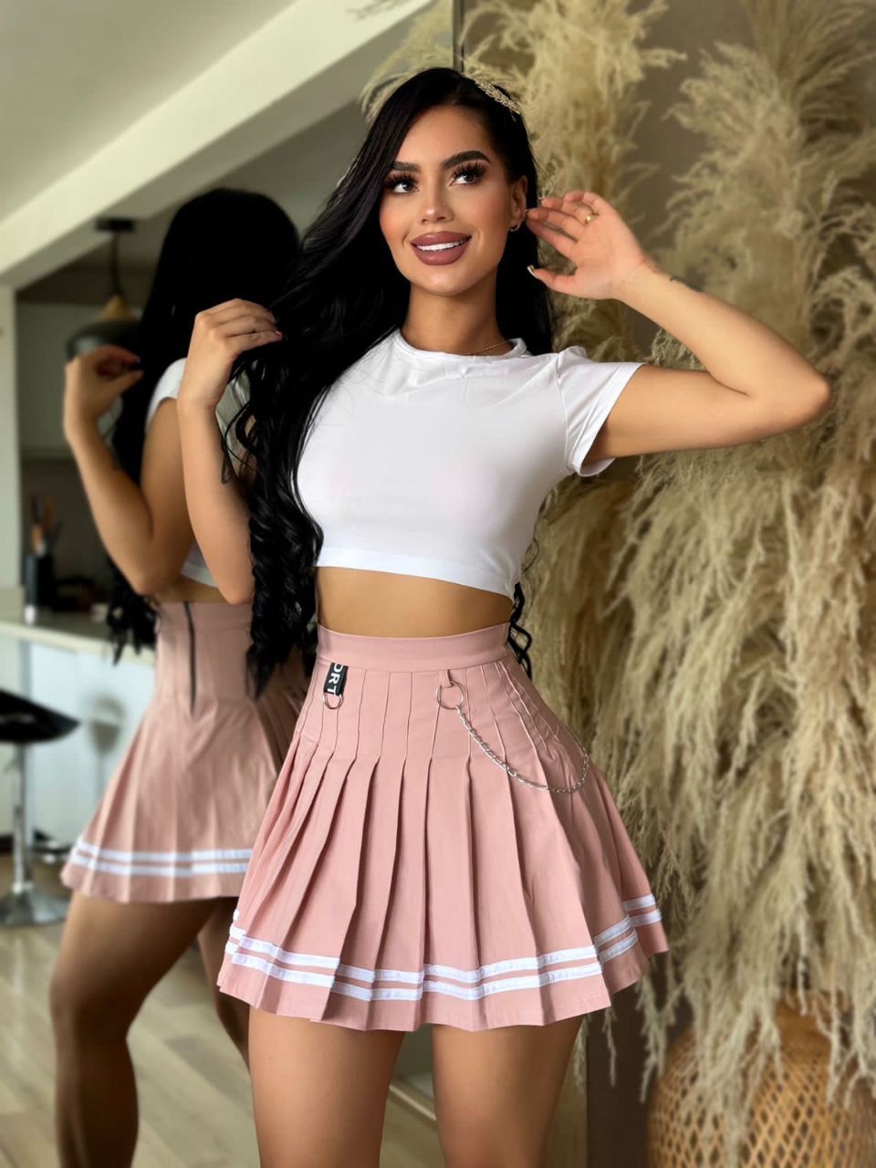 Conjunto Magia Casual: Falda Plisada y Blusa