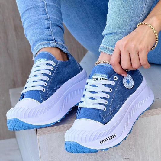 Converse Blue Jeans