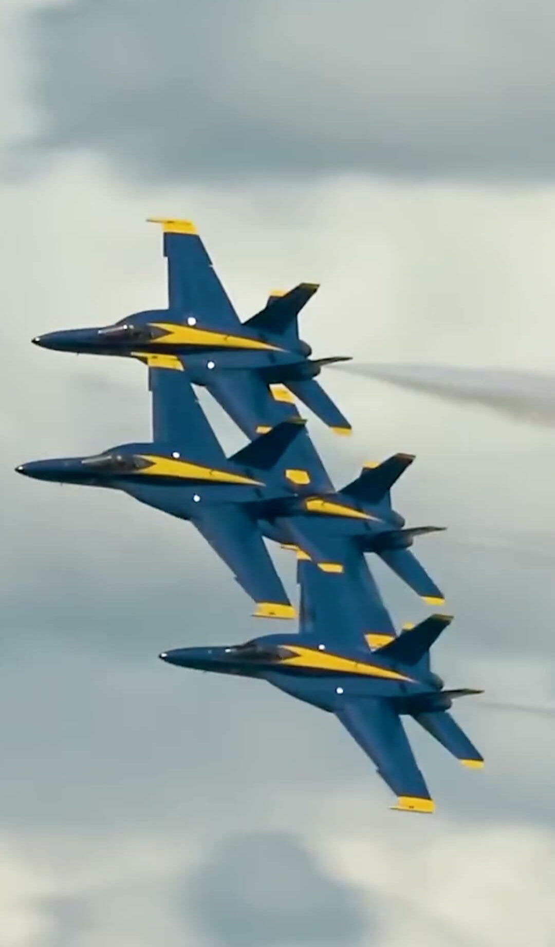 Reloj Citizen Correa de Cuero:  Inspirado en los Legendarios Blue Angels