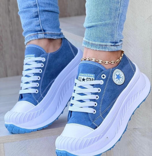 Converse Dama: Tu Estilo Puede Ser Tu Fortaleza