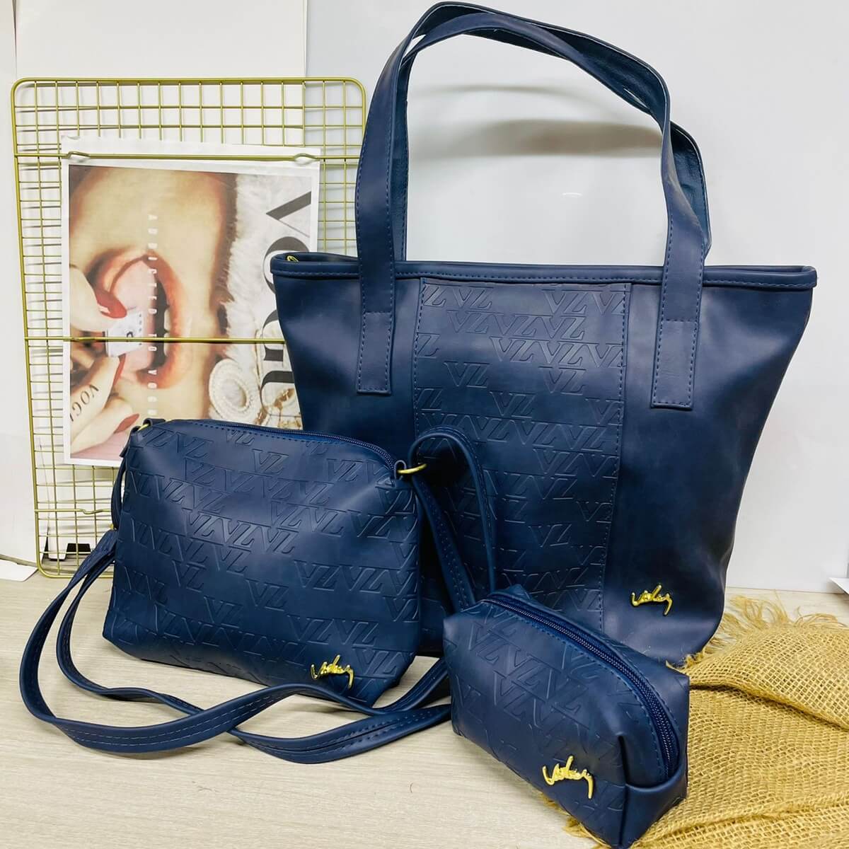 Colección Ibiza: Elegancia en Cuero para Ella