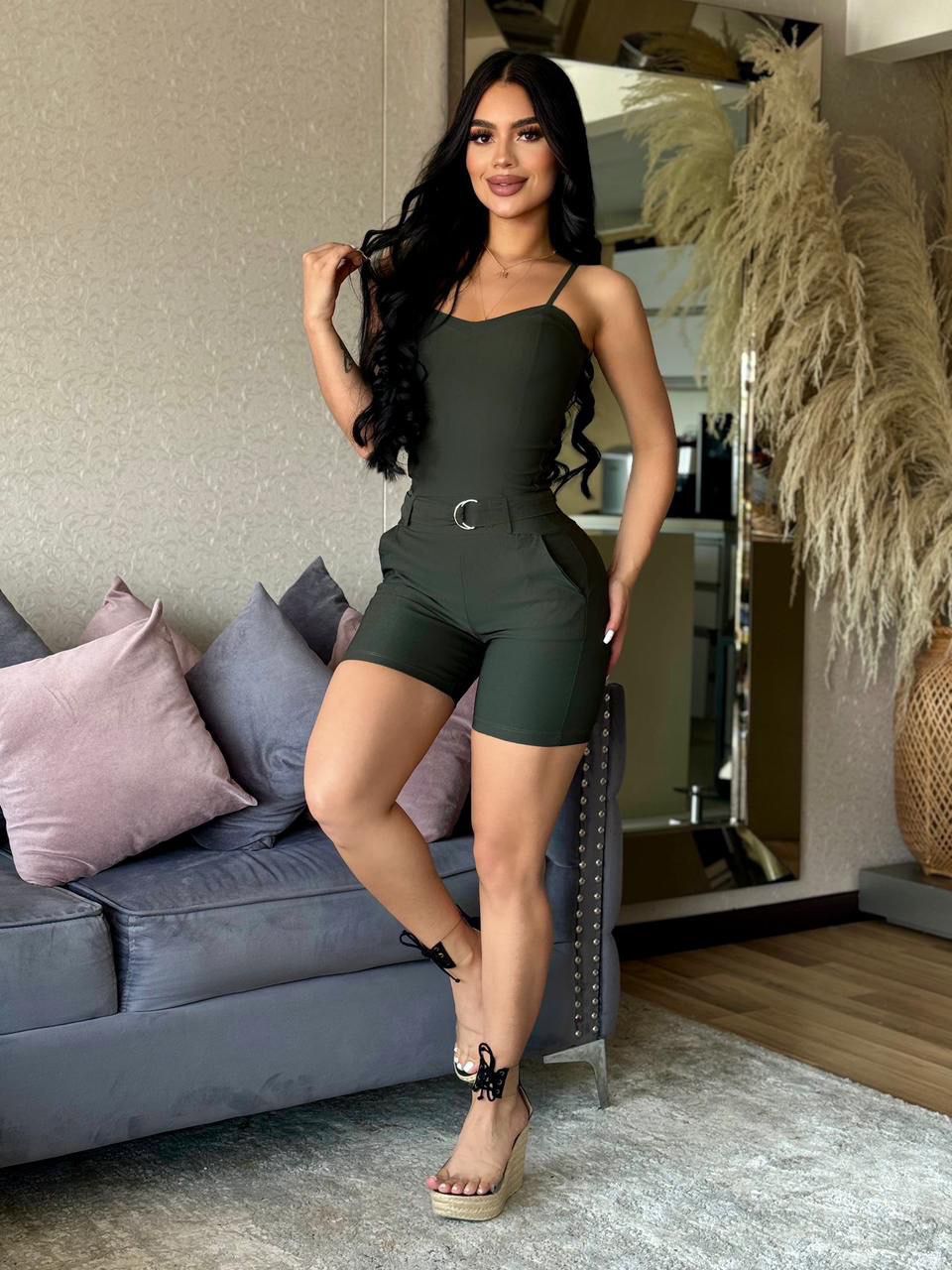Braga Short Elegancia Colombiana – Comodidad y Estilo en Una Sola Pieza