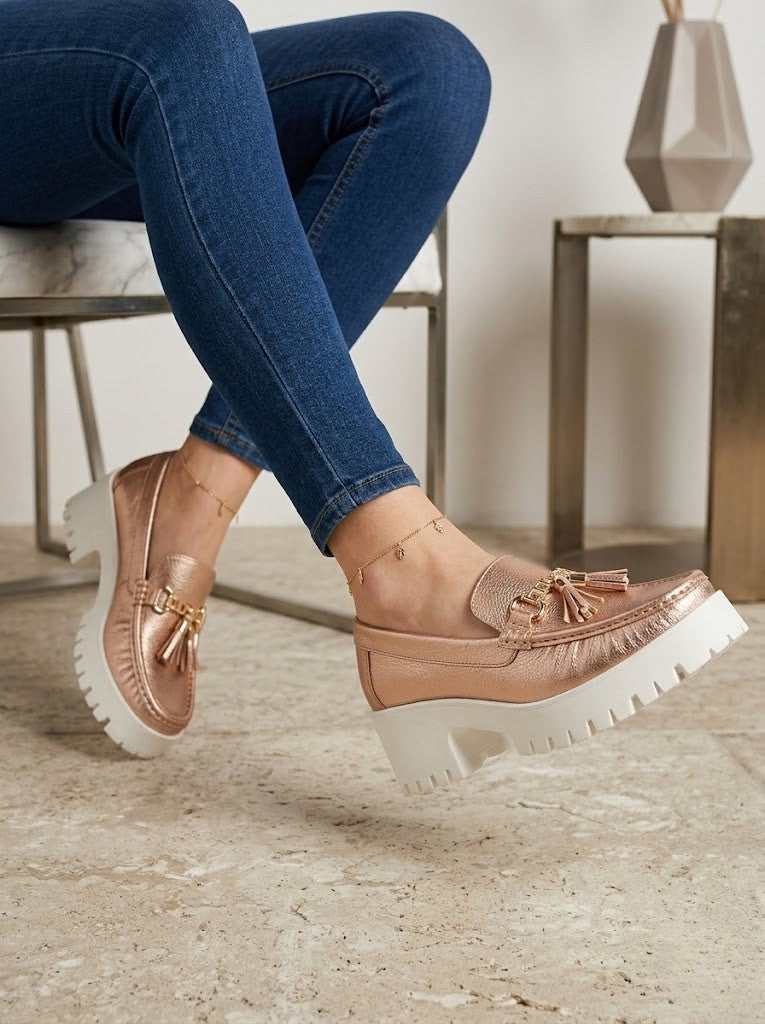 Bolichero Slip On en Tono Plateado